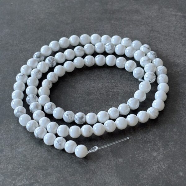 Perles naturelles howlite 4 mm équilibre émotionnel