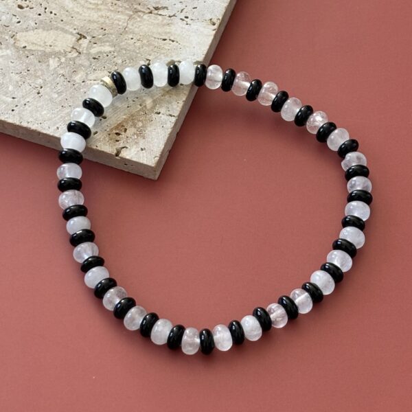 Bracelet de cheville en agate noire et cristal de roche rondelles naturelles