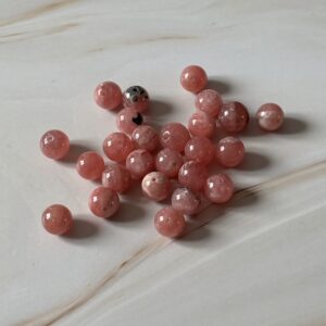 Perle de rhodochrosite 7 mm naturelle, pierre fine rose pour bijoux artisanaux