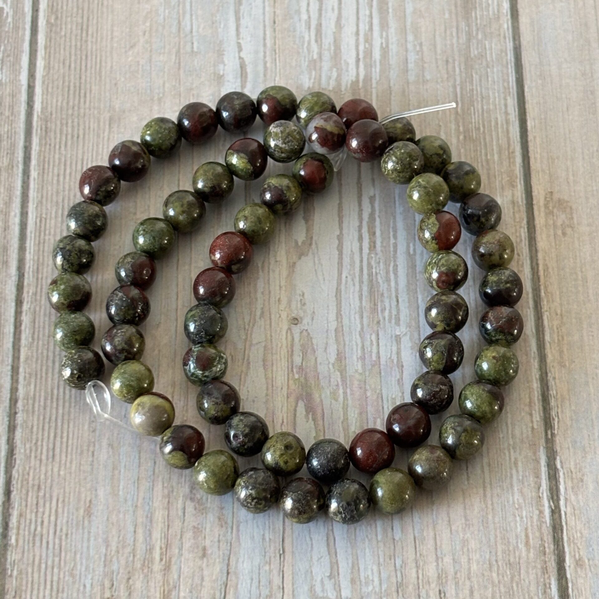 Perles jaspe sang du dragon, minéraux verts et rouges pour DIY