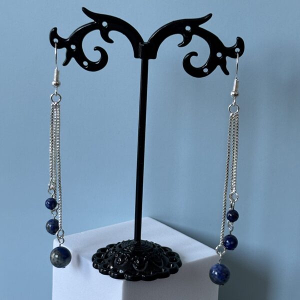 Boucles d’oreilles lapis lazuli triple perles sagesse et intuition