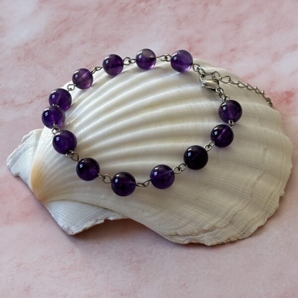 Bracelet en améthyste naturelle avec perles et métal argenté