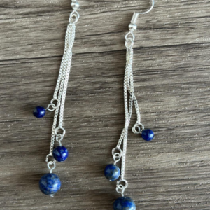 Boucles d'oreilles triples perles 4, 6 et 8 mm lapis lazuli