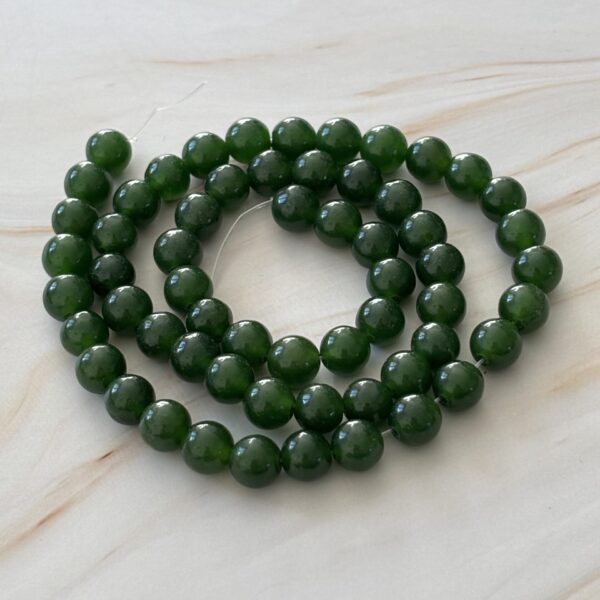 Bijoux faits main avec perles de jade Taipei naturelles