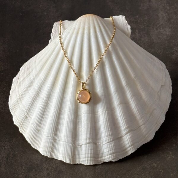 collier argent plaqué or et pierre de soleil extra
