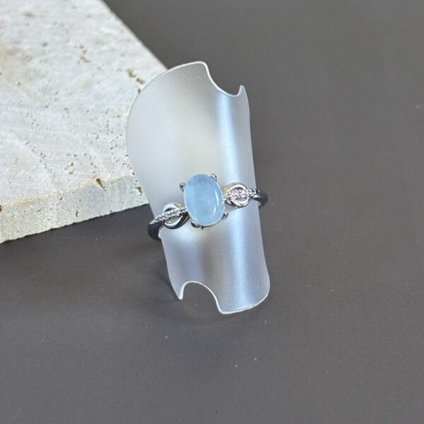 Bague femme pierre aigue-marine monture laiton argenté