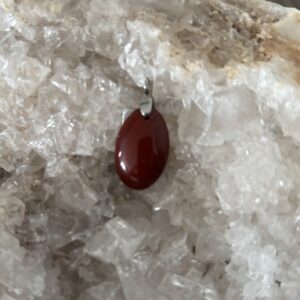 Pendentif jaspe rouge naturel