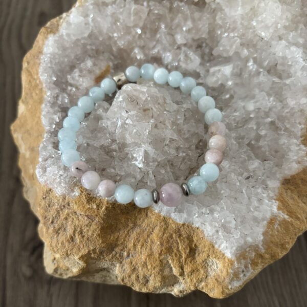 Bracelet zodiaque signe du scorpion en perles naturelles d'aigue marine et kunzite