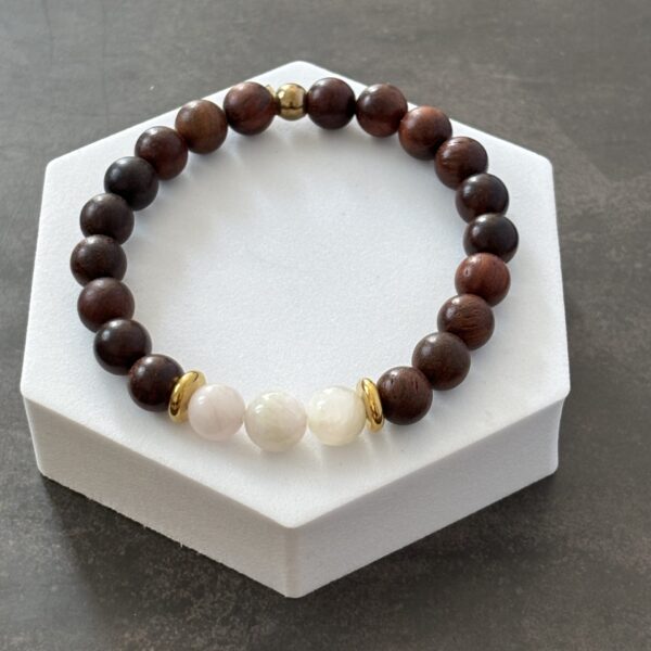 Bracelet pierres naturelles kunzite et bois de rose – énergie apaisante et élégante
