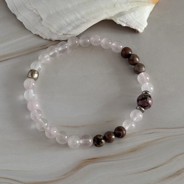 Bijou astrologique signe taureau pierres naturelles