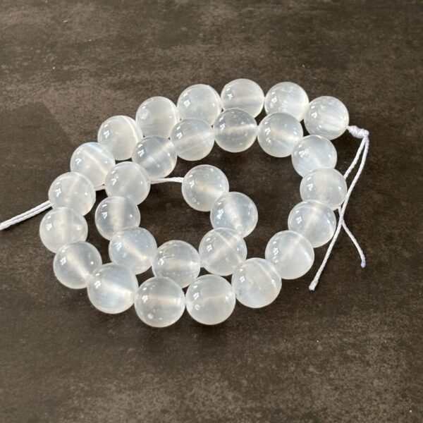 Perles 10 mm sélénite énergie douce et apaisante