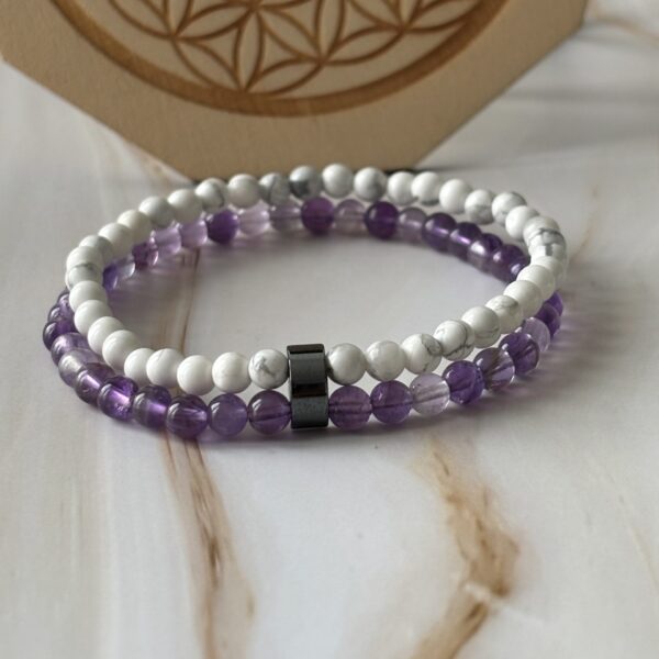 Bijou pierres naturelles apaisantes – howlite et améthyste 4 mm