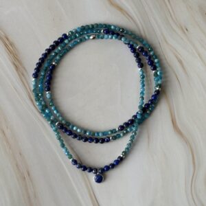 Bijou en pierres naturelles bleu apatite et lapis-lazuli, perles fines 4 mm