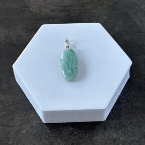 Pendentif pierre amazonite – sérénité et communication positive