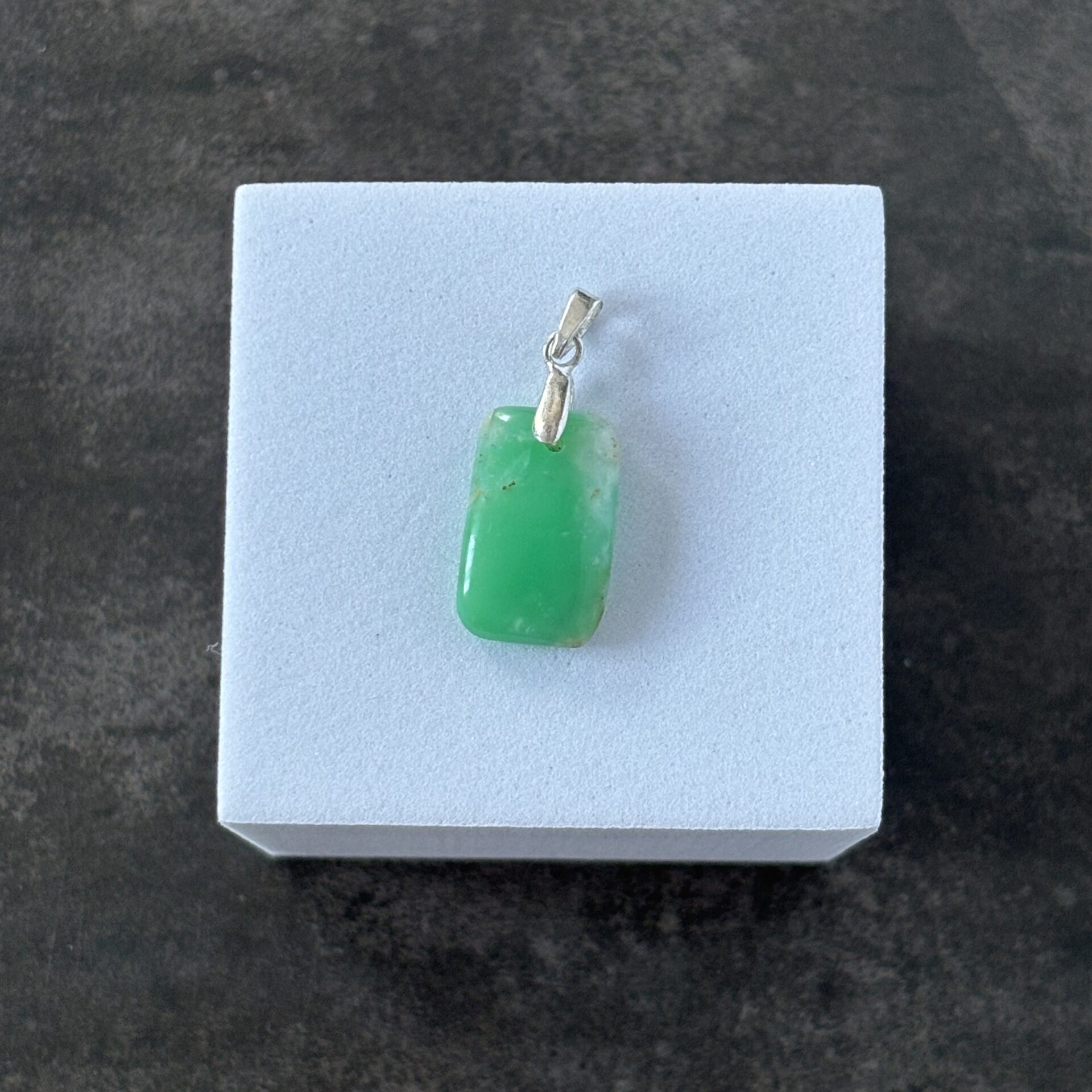 Bijou en chrysoprase – énergie positive et vitalité