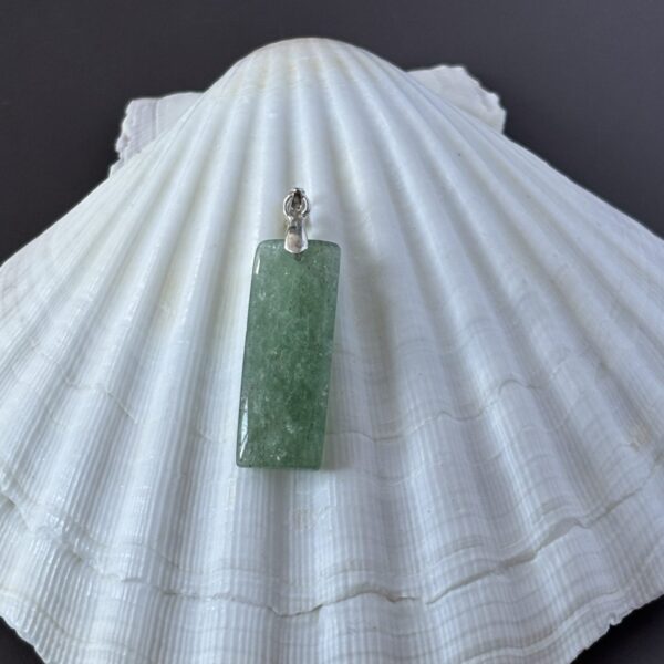 Bijou en aventurine verte – énergie positive et équilibre émotionnel