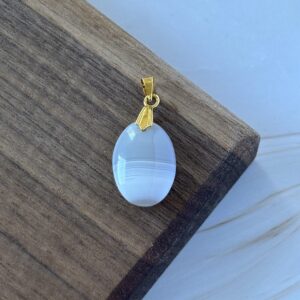 Pendentif ovale agate rubanée – pierre naturelle d’équilibre et de protection