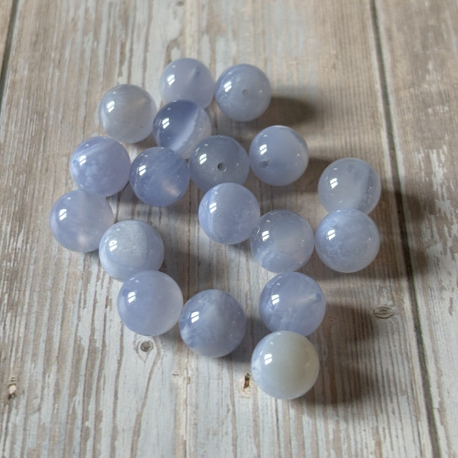 Perles de calcédoine 10 mm pierre naturelle polie